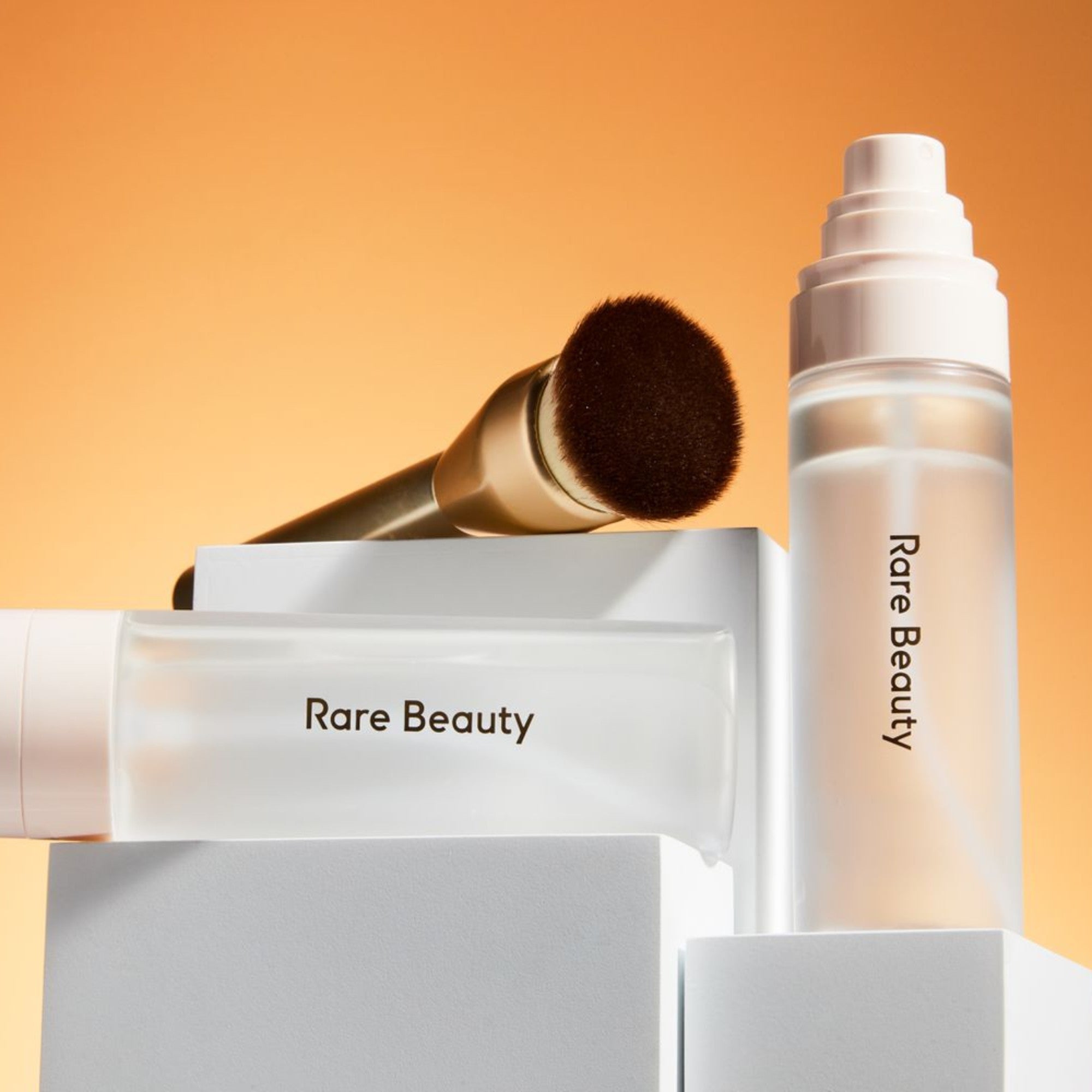 Rare Beauty Always An Optimist 4-in-1 Prime & Set Mist 1.18 fl oz / 35 mL - Imagen 4