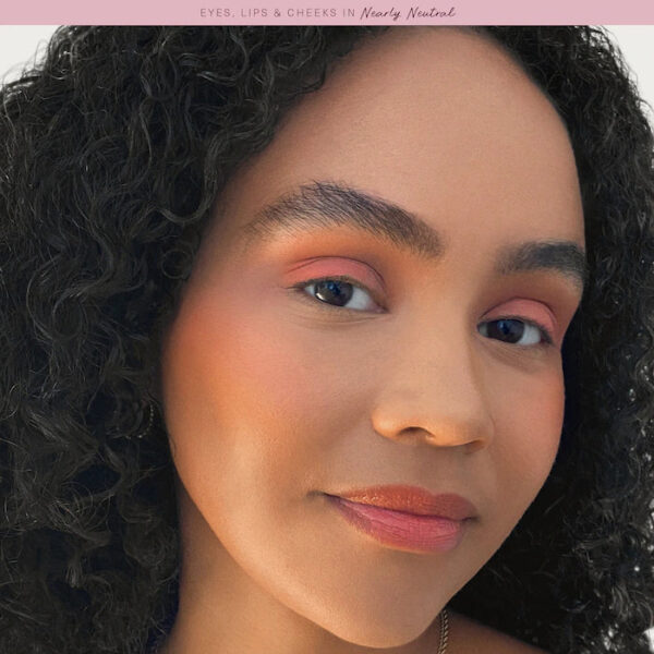 Rare Beauty Stay Vulnerable Glossy Lip Balm - Nearly Neutral (soft neutral pink) - Imagen 3